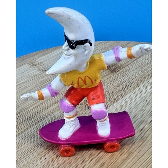 Vintage 1988 McDonald's Mac Tonight Skateboarder Rubber Figurine - Picture 5 of 5